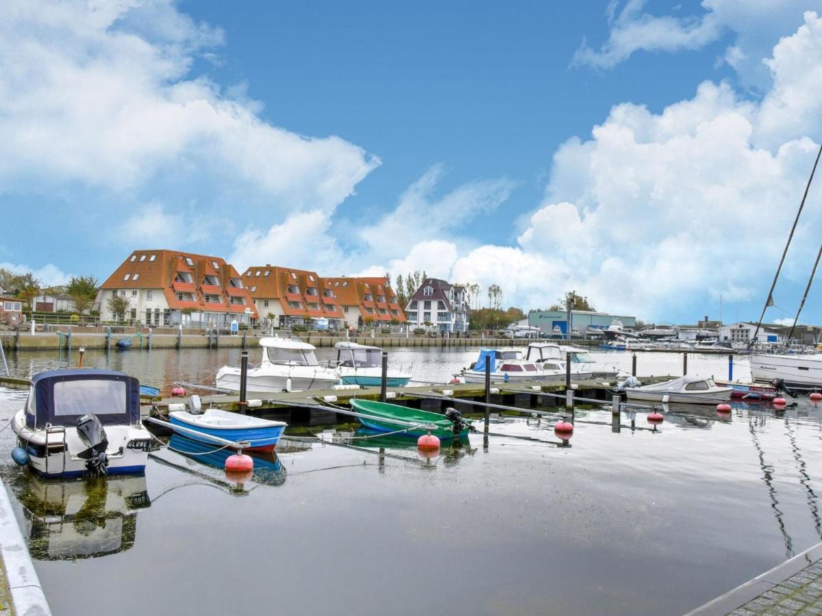 Charming Apartment With A Terrace Near The Sea Wiek auf Rügen Eksteriør bilde